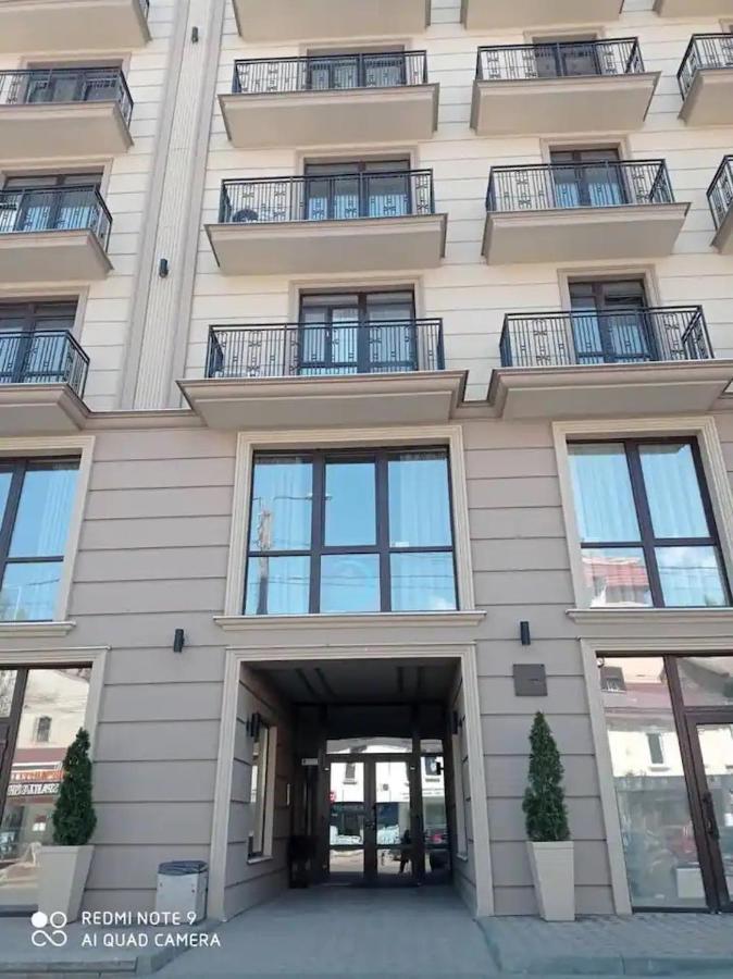 Comfortable Apartment In The Centre Одеса Екстер'єр фото